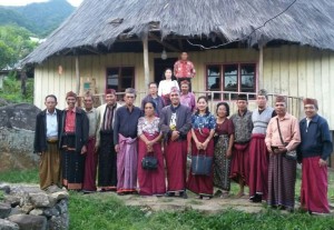 Benny K. Harman Mohon Restu Leluhur melalui Ritual Wuat Wa’i