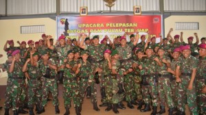 Dua Satgab Matra Prajurit TNI  Jaga Pulau Batek dan Ndana