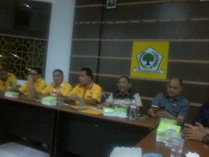 Melki Laka Lena Pimpin Rapat Pleno Golkar NTT