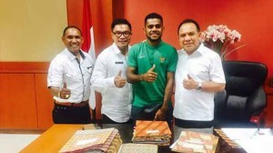 Yabes Roni Malaifani Terkejut Dapat Hadiah Rumah dari Pemerintah Provinsi NTT