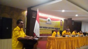 Sesepuh  Golkar NTT Beri Peneguhan  Untuk Melki Laka Lena