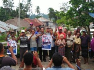 Cawagub Benny Litelnoni Siapkan  Asurani  Bagi Petani