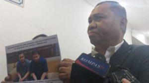 Penyidik KPK Dianiaya, Kuasa Hukum Pemprov Papua Tunjukkan Foto Korban dan Sebut KPK Gagal OTT