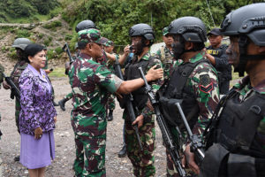 Dua Prajurit TNI Ditembak di Bandara Nduga Papua