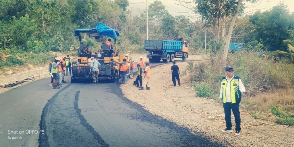 Dinas PUPR NTT Selesaikan Jalan Provinsi pada 5 Kecamatan di  Mabar