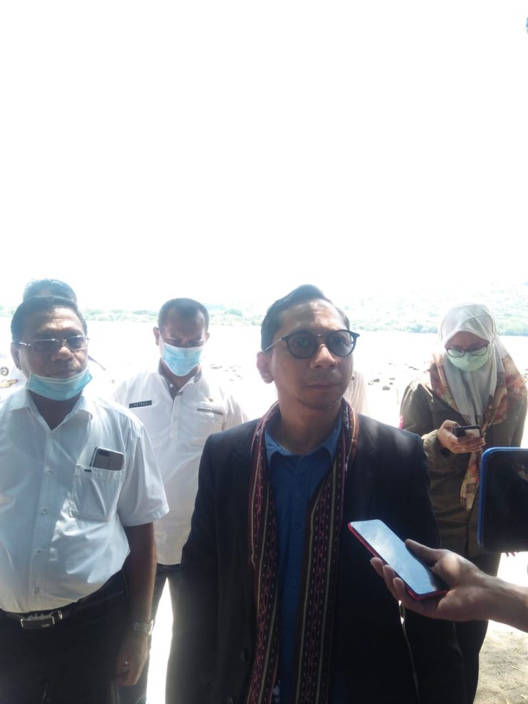 Deputi Kemenko Maritim dan Investasi Jajaki Sejumlah Project Pembangunan di Flotim