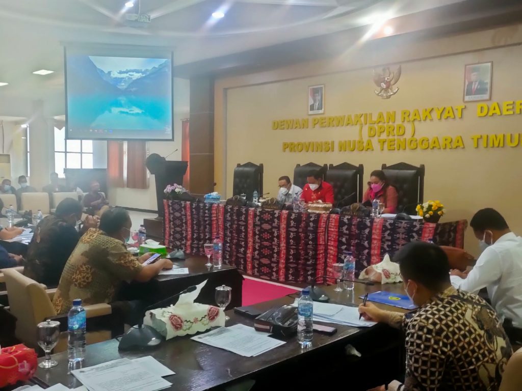 Usai Berdamai Dengan Forum Akademia, Rektor Undana Nyatakan Lab Biokesmas Kembali Beroperasi