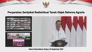 Presiden Jokowi Serahkan 124.120 Sertifikat Tanah Hasil Redistribusi