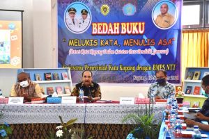 Hadiri Acara Bedah Buku, Wali Kota Dorong Budaya Literasi di Kota Kupang