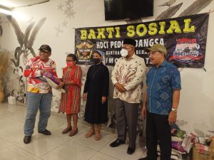 Tour sambil Berbagi Bantuan di Kupang, HDCI Akui Perubahan Kota Kupang