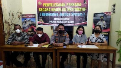 Perdamaian BKH dan Ricardo Ditutup Dengan Ritual Adat