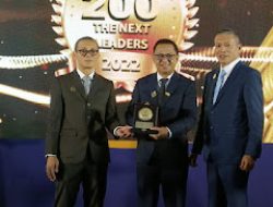 Direktur Bank NTT Dinobatkan The Next Top Leader 2022 Oleh Majalah Infobank