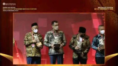 Bank NTT Raih 2 Penghargaan di Pertemuan Tahunan BI