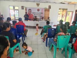 Politisi PDI Perjuangan Patris Lali Wolo  Sumbang Telur Ayam dan Bibit Sayur  untuk Anak Stunting di Nagekeo