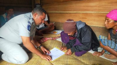 Meninggal di Balikpapan, Jasa Raharja NTT Serahkan Santunan. Ahli Waris Paulus Miki Turus di Matim