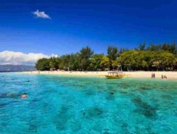 Pesona Pantai Gili Trawangan, Lombok